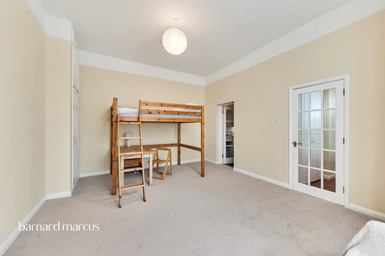 The Avenue, Surbiton, KT5, photo 5