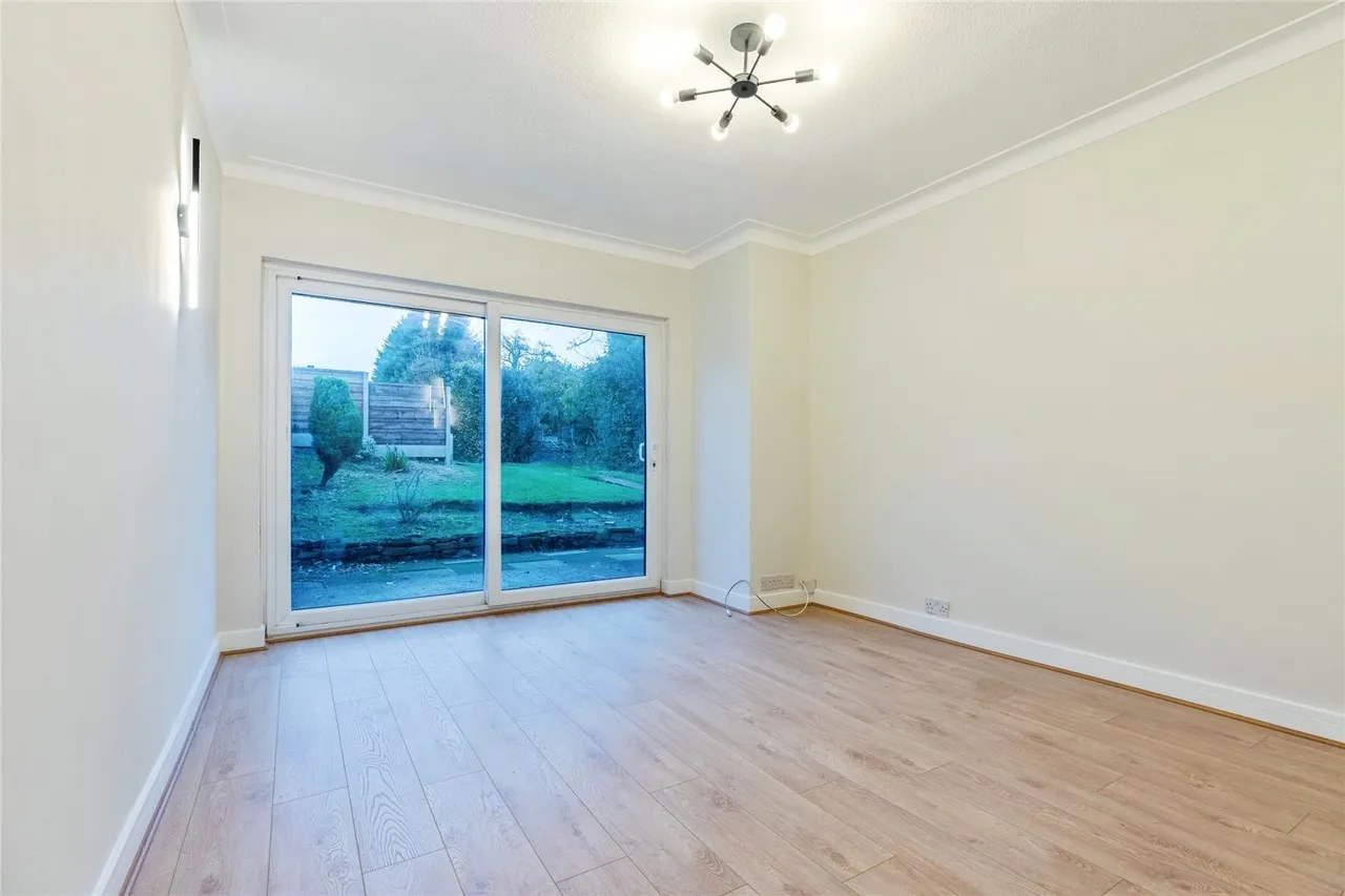 Manchester Road, Bury, BL9, photo 13