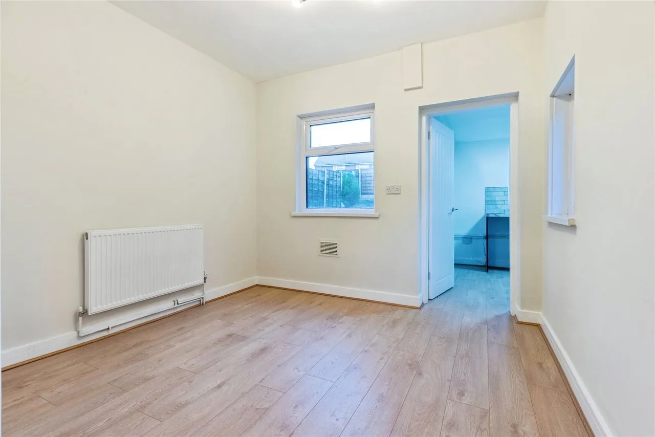 Manchester Road, Bury, BL9, photo 10
