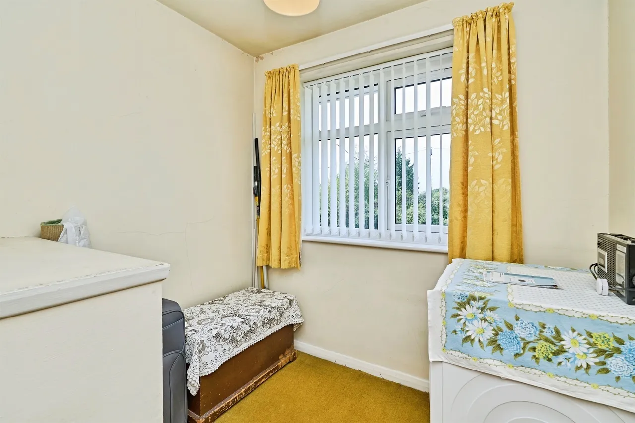 Pembroke Close, Willenhall, WV12, photo 10