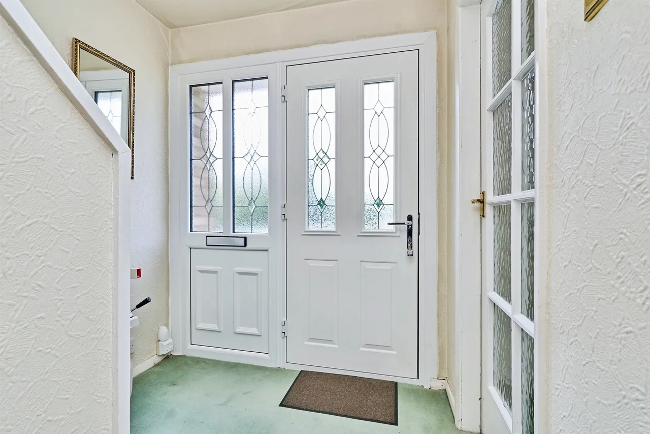 Pembroke Close, Willenhall, WV12, photo 14