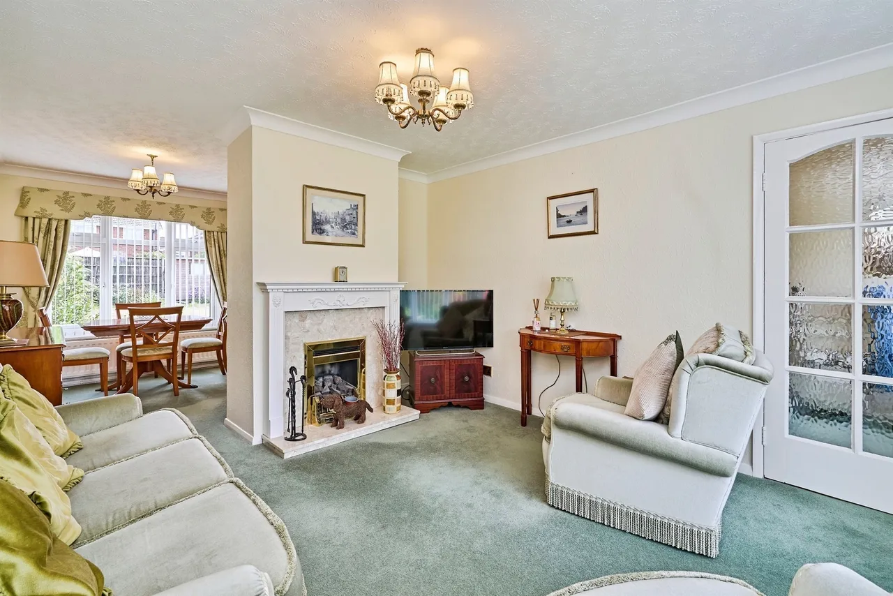 Pembroke Close, Willenhall, WV12, photo 3