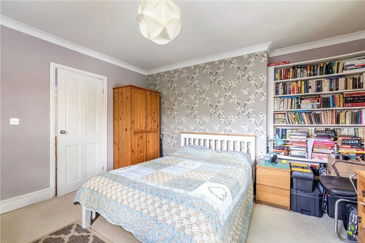 High Road, Byfleet, West Byfleet, Sur..., photo 8