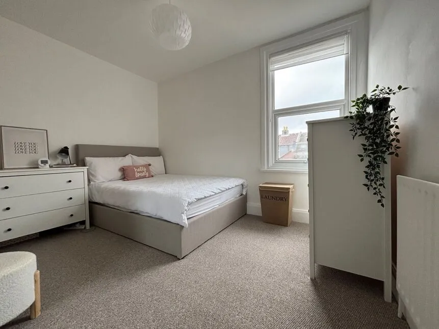 Esslemont Road, Southsea, Hampshire, PO4, photo 7