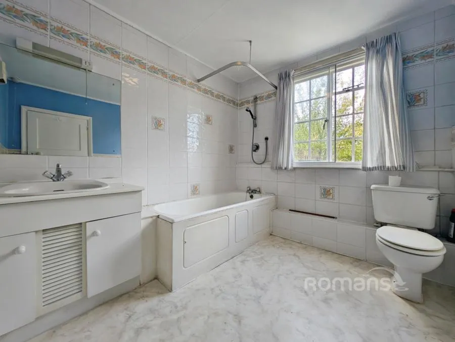 West Street, Farnham, GU9, photo 9