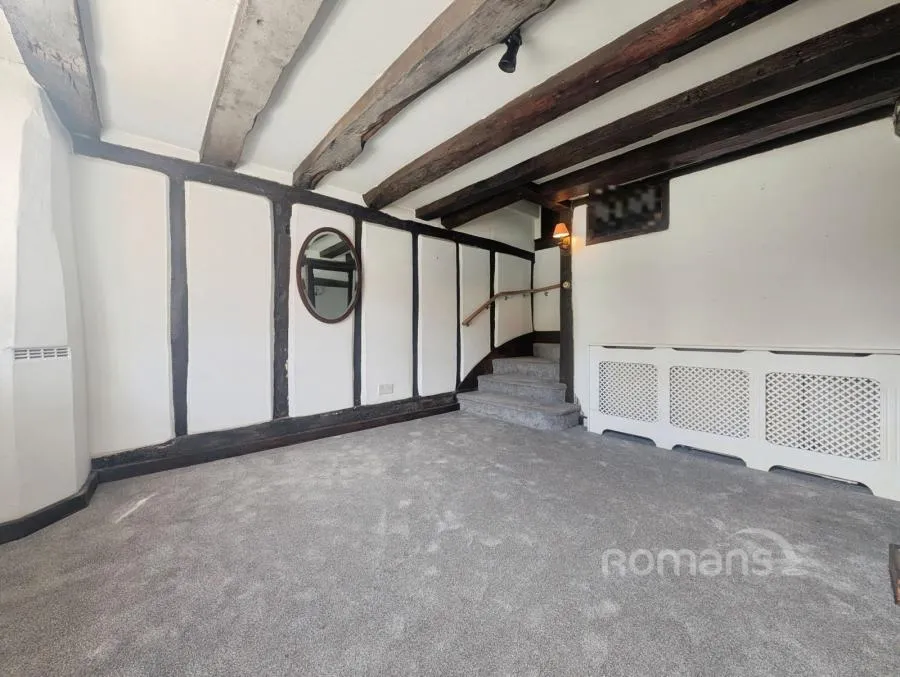 West Street, Farnham, GU9, photo 13