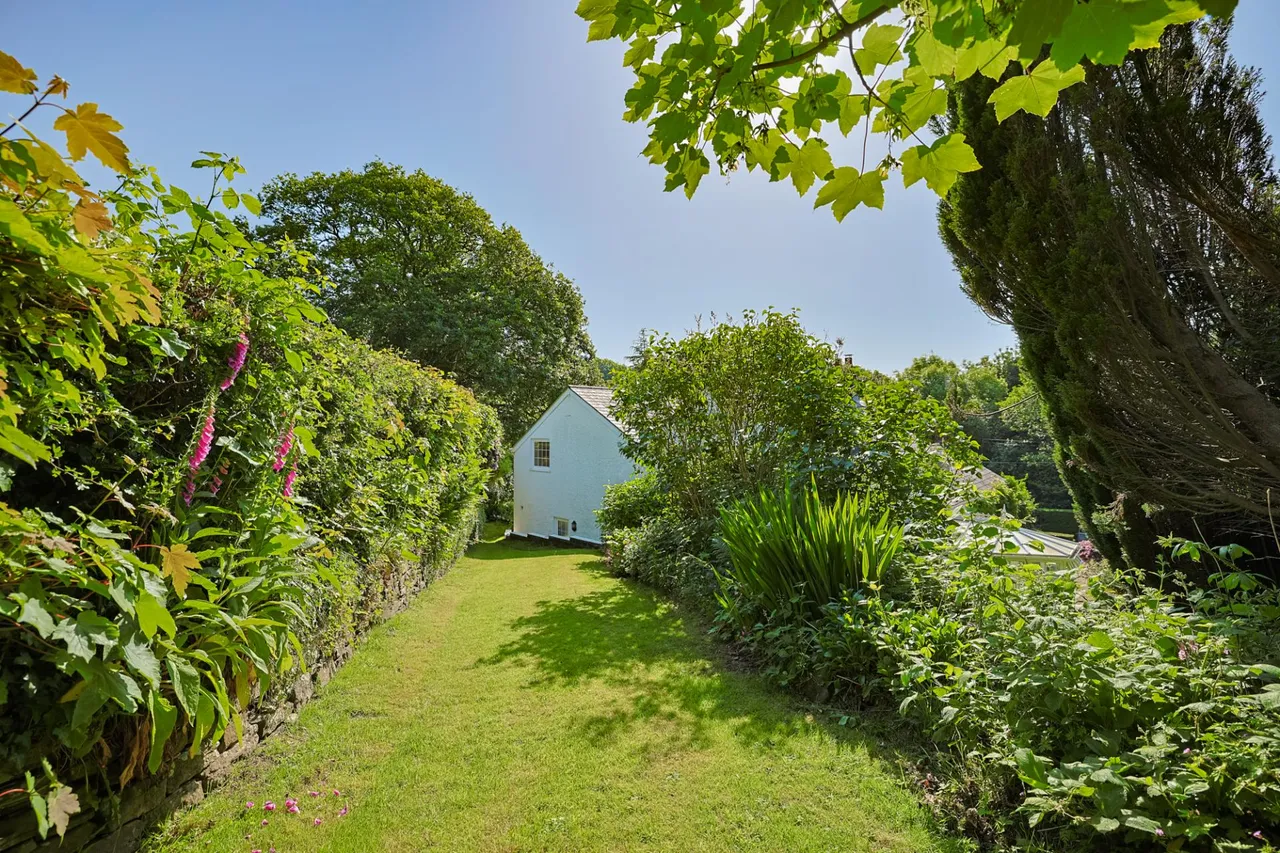 Gellidywyll Farm, Sketty, photo 39
