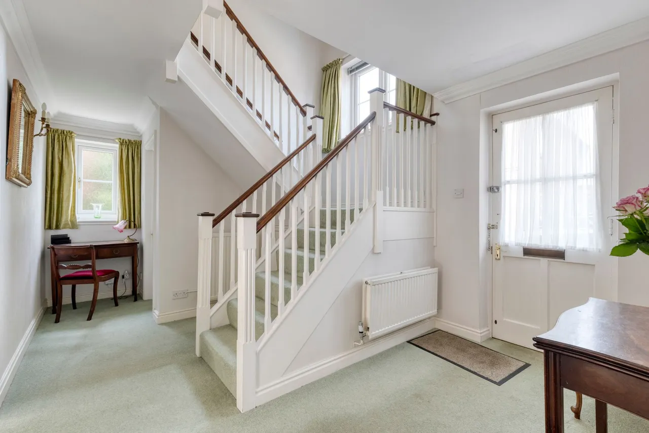 Bell Meadow Court, Tarporley, photo 3