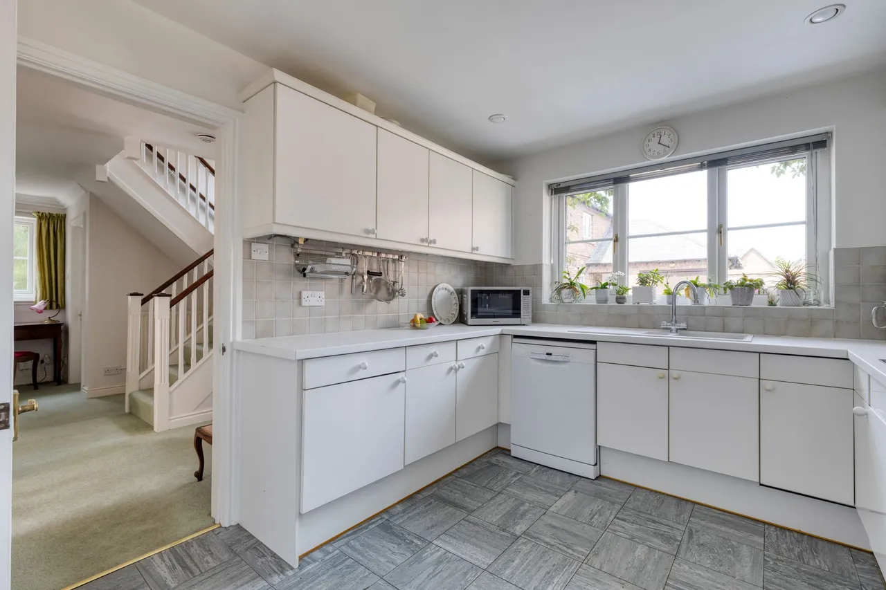 Bell Meadow Court, Tarporley, photo 8