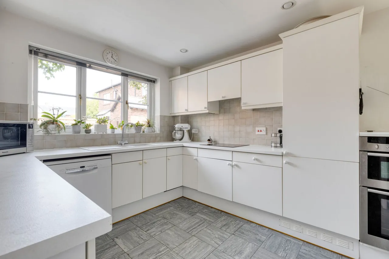 Bell Meadow Court, Tarporley, photo 7