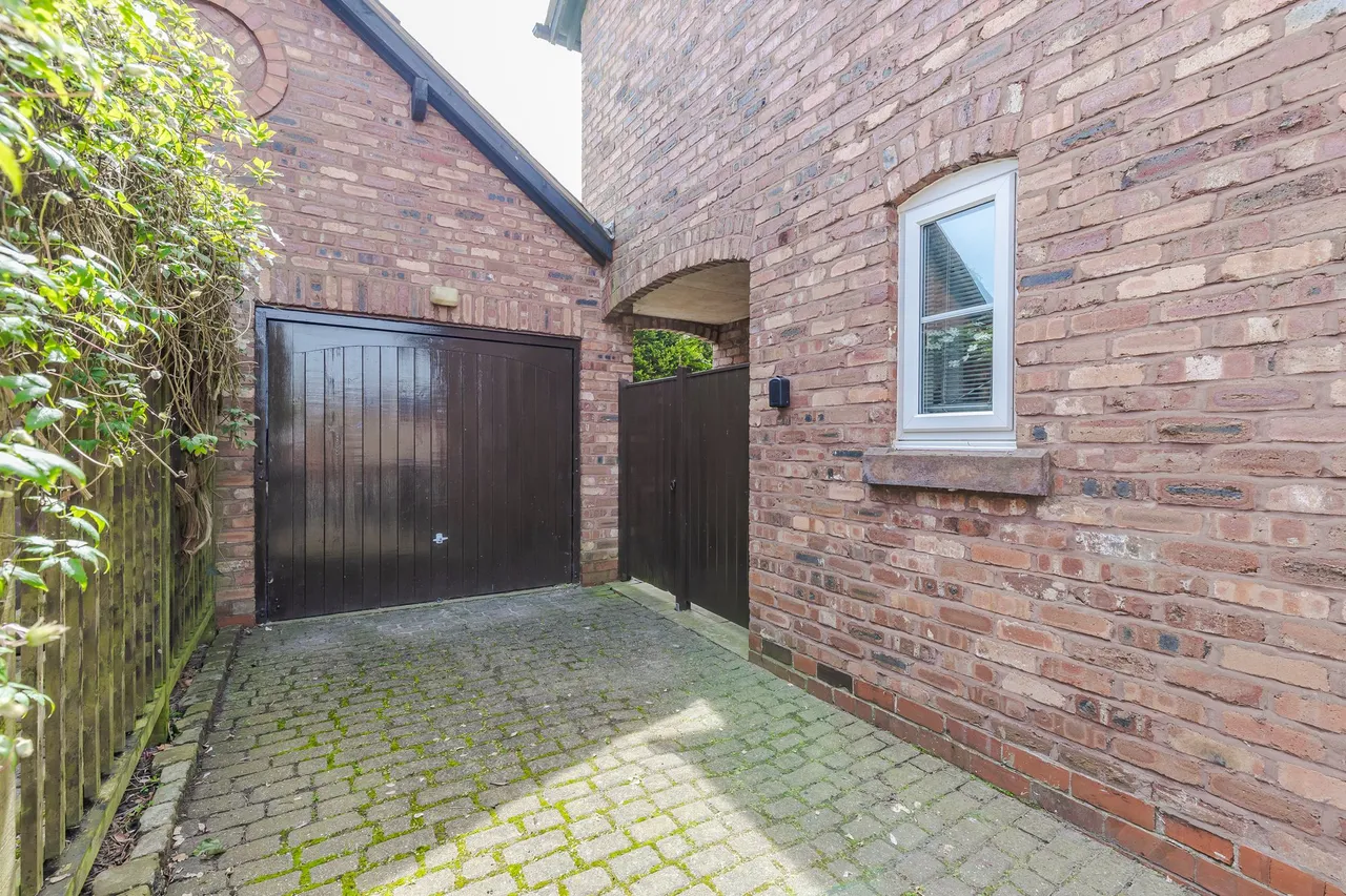 Bell Meadow Court, Tarporley, photo 20