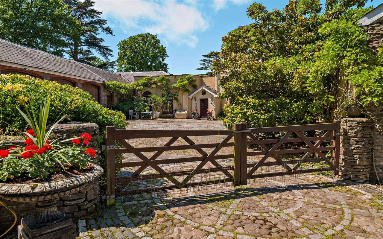 Llantrisant, Nr Usk, NP15, photo 35