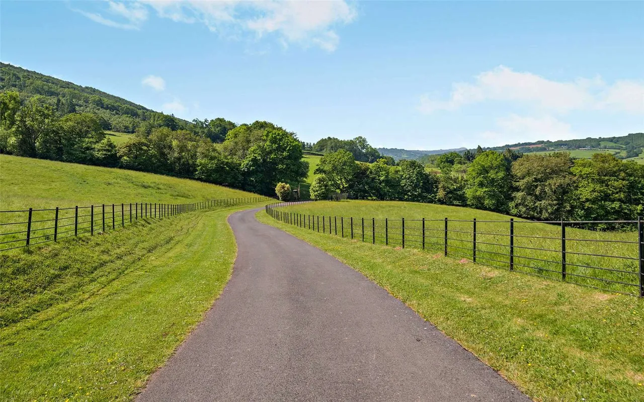 Llantrisant, Nr Usk, NP15, photo 46