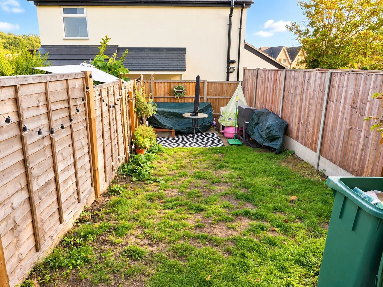 Garlands Road, Redhill, RH1, photo 11