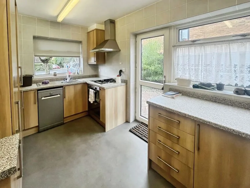 Hall Close, Mottram, Greater Manchester, SK14, photo 5