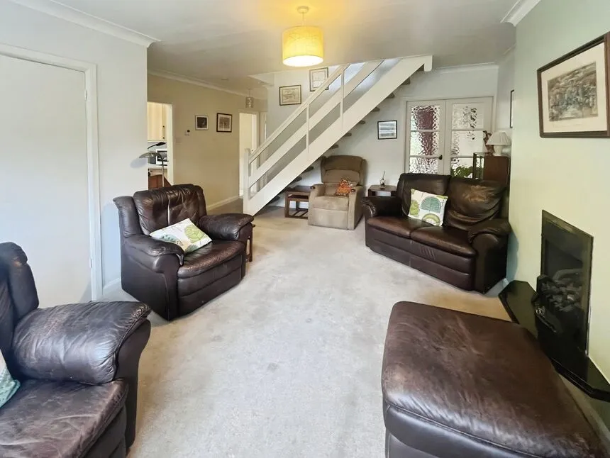 Hall Close, Mottram, Greater Manchester, SK14, photo 7