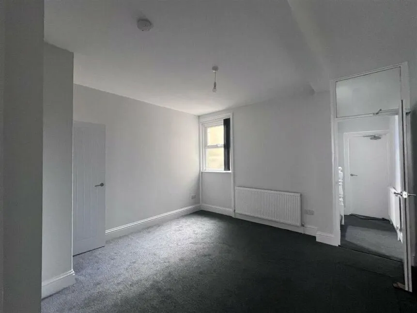 Northcote Road, Southsea, PO4, photo 2