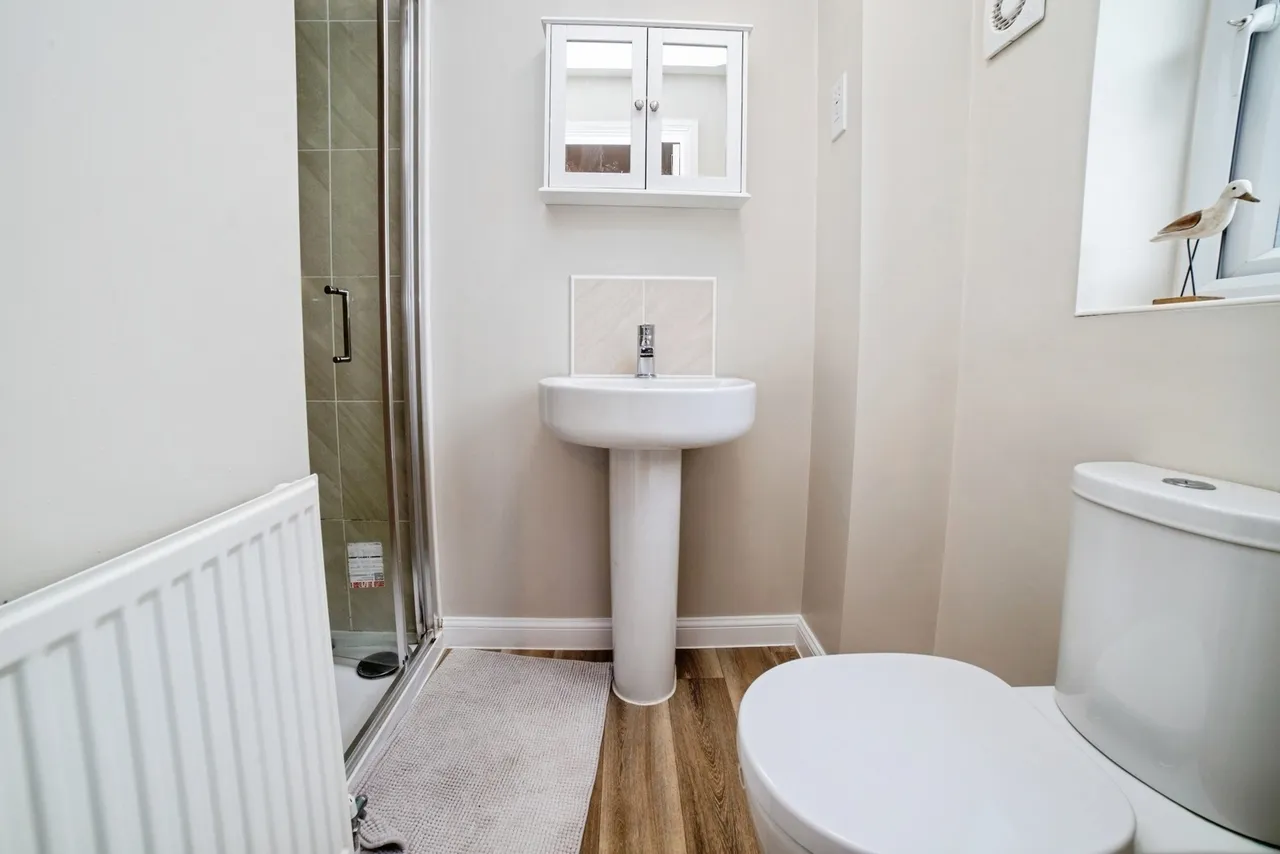 Browns Court, Farnsfield, Newark, Nottinghamshire, NG22, photo 15