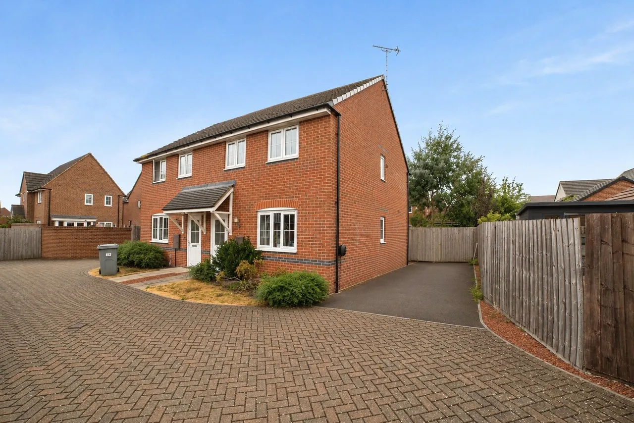 Browns Court, Farnsfield, Newark, Nottinghamshire, NG22, photo 25