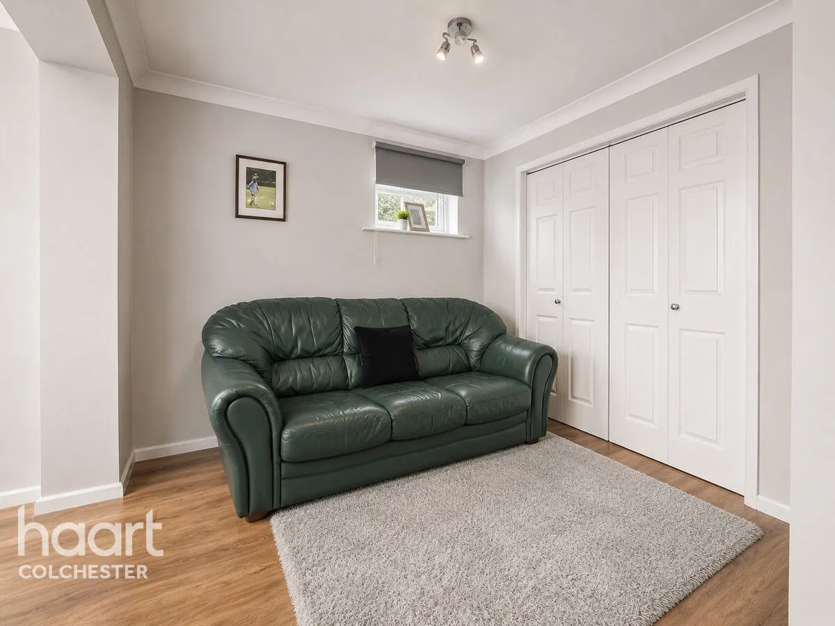 Chatsworth Road, Colchester, CO5, photo 9