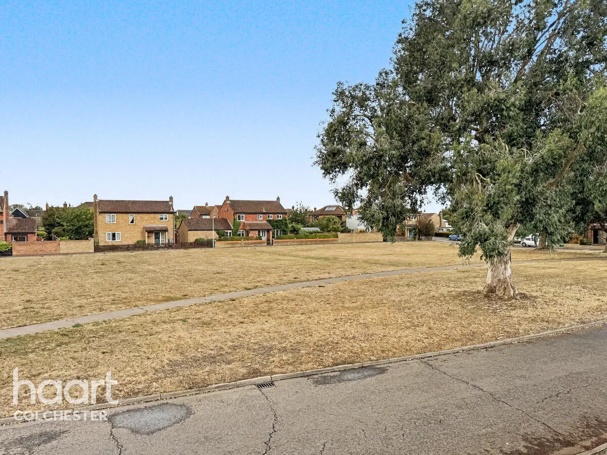 Chatsworth Road, Colchester, CO5, photo 20