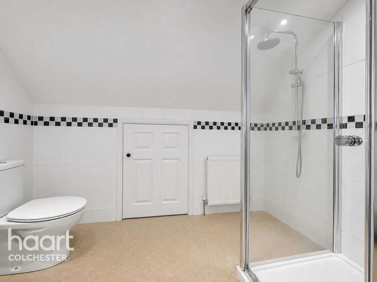 Chatsworth Road, Colchester, CO5, photo 14