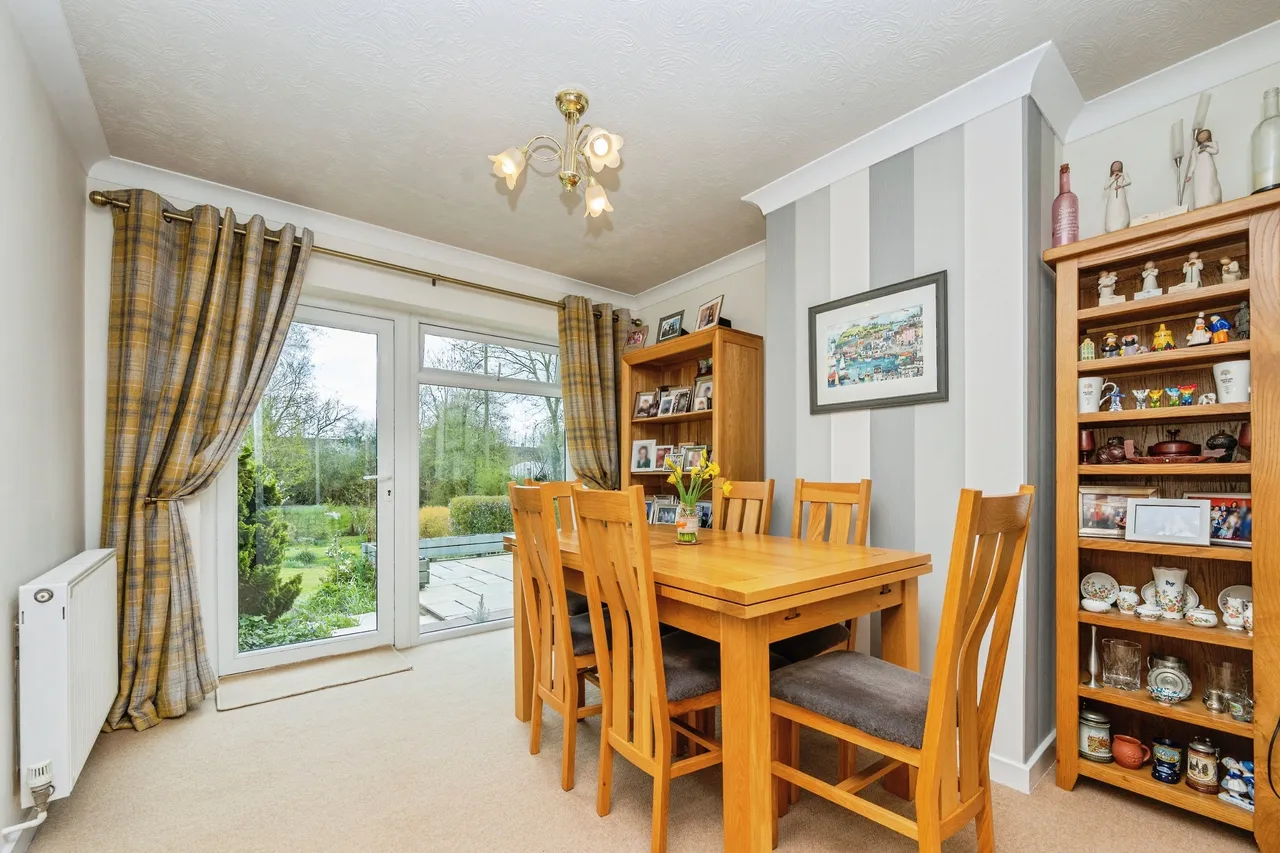 Old Road North, Kempsey, WR5, photo 6