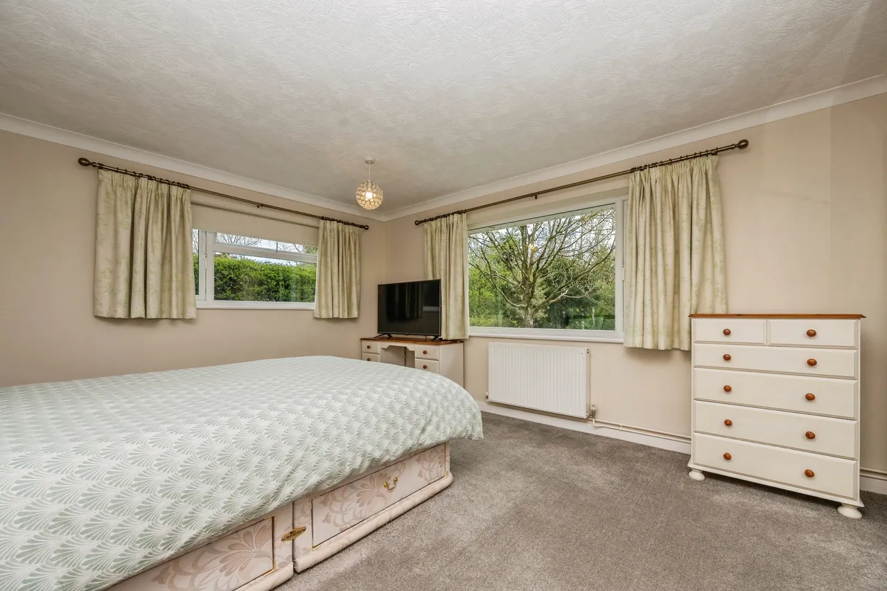 Old Road North, Kempsey, WR5, photo 11