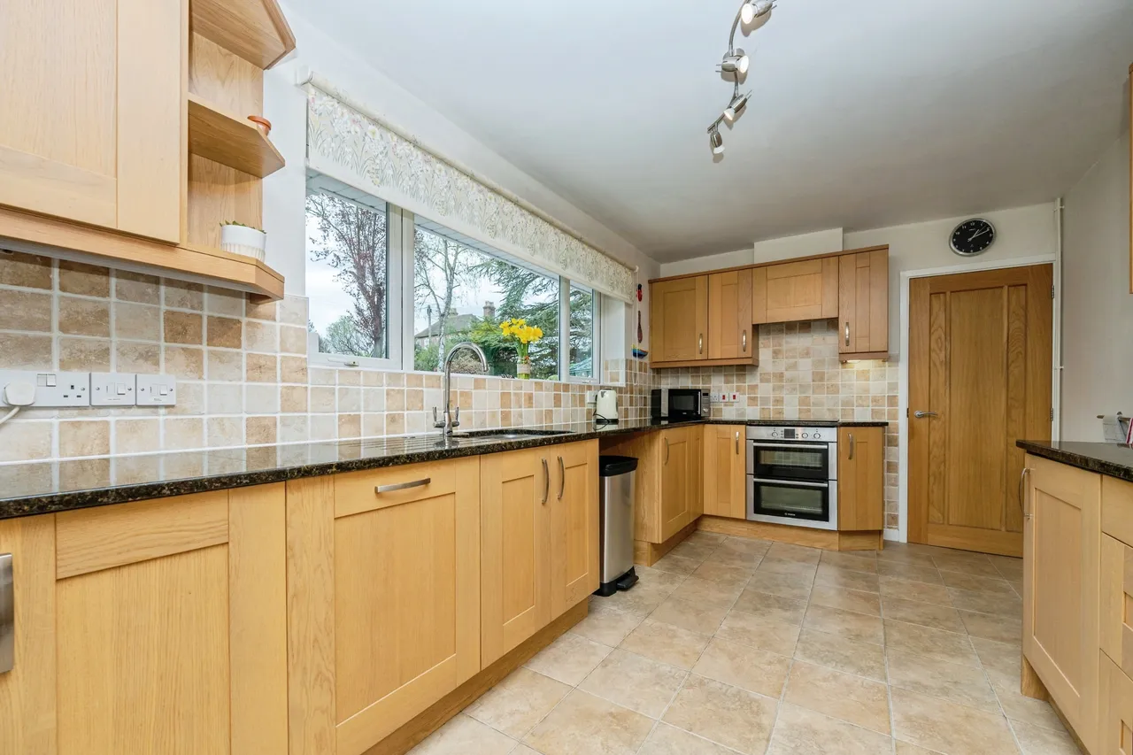 Old Road North, Kempsey, WR5, photo 7