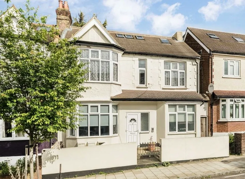 2 bed flat to rent — Glencairn Road, Streatham, SW16