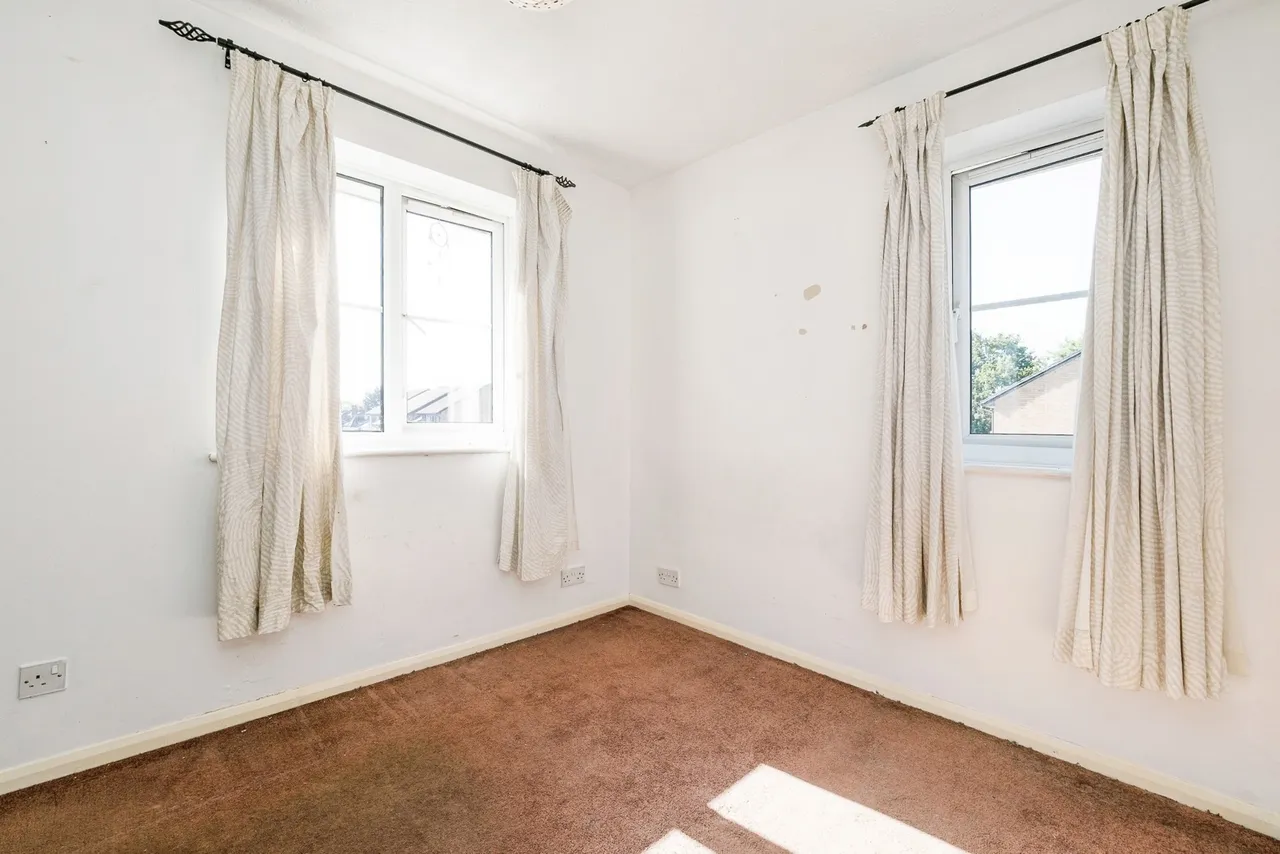 Higham Station Avenue, Chingford, London, E4, photo 9