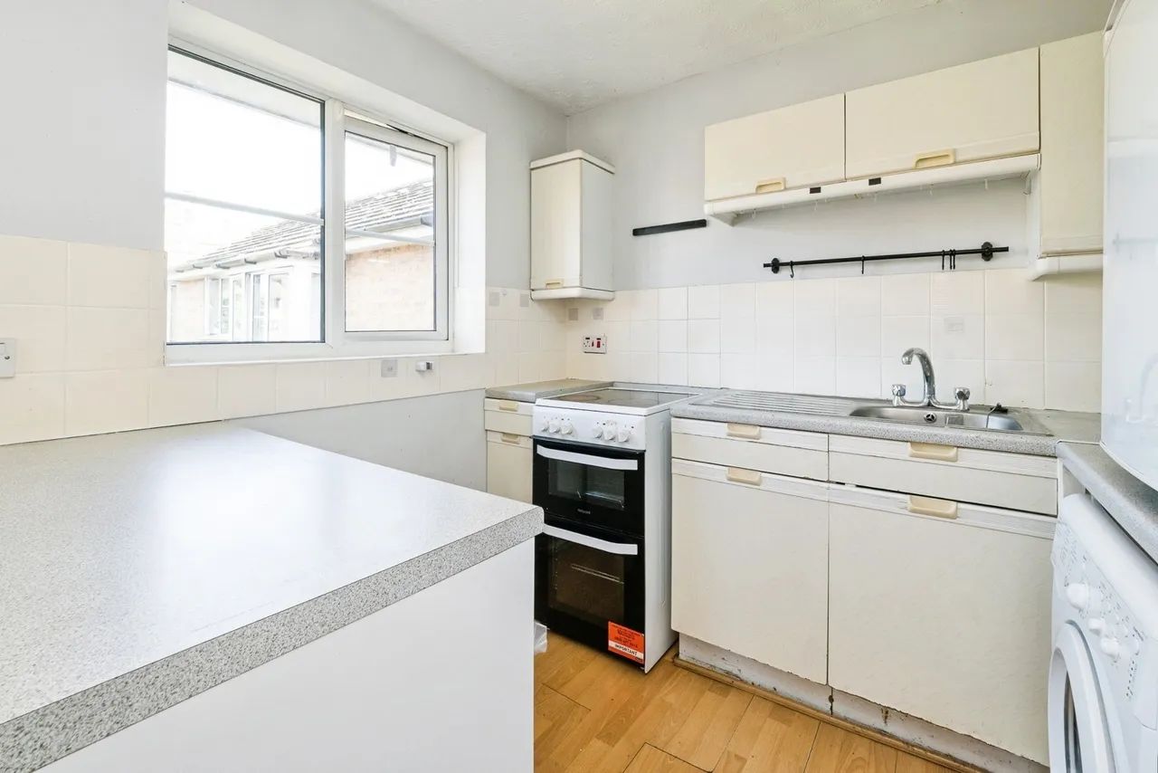 Higham Station Avenue, Chingford, London, E4, photo 6