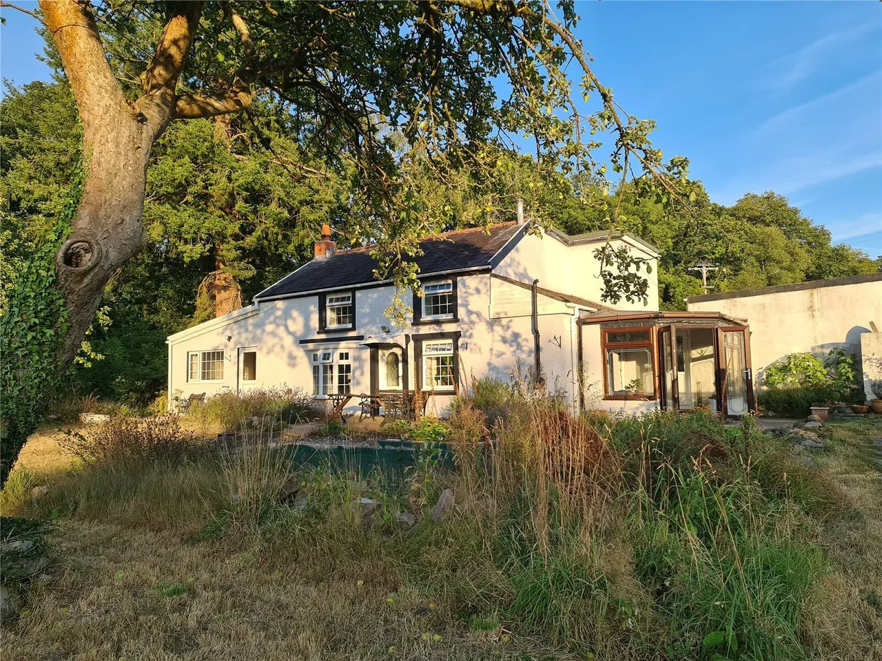 4 bed house for sale, Maesquarre Road, Betws, SA18