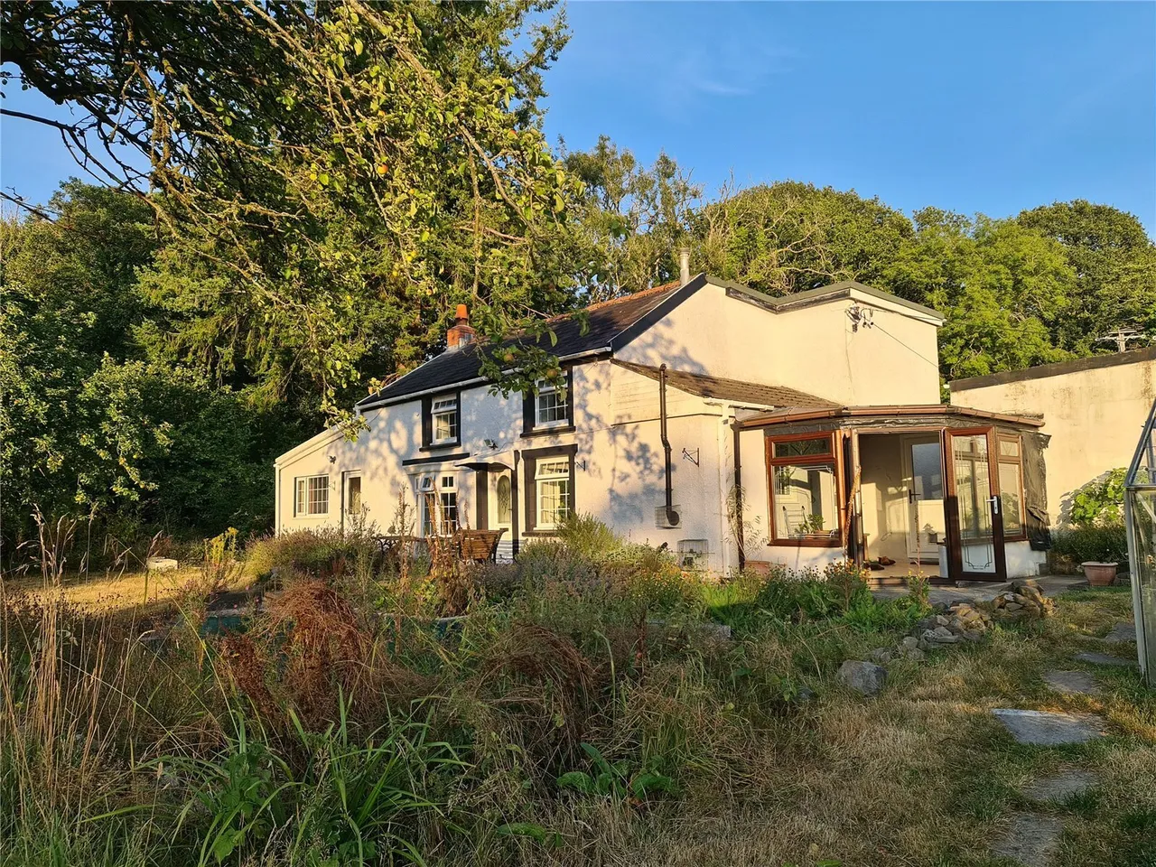 Maesquarre Road, Betws, SA18, photo 28