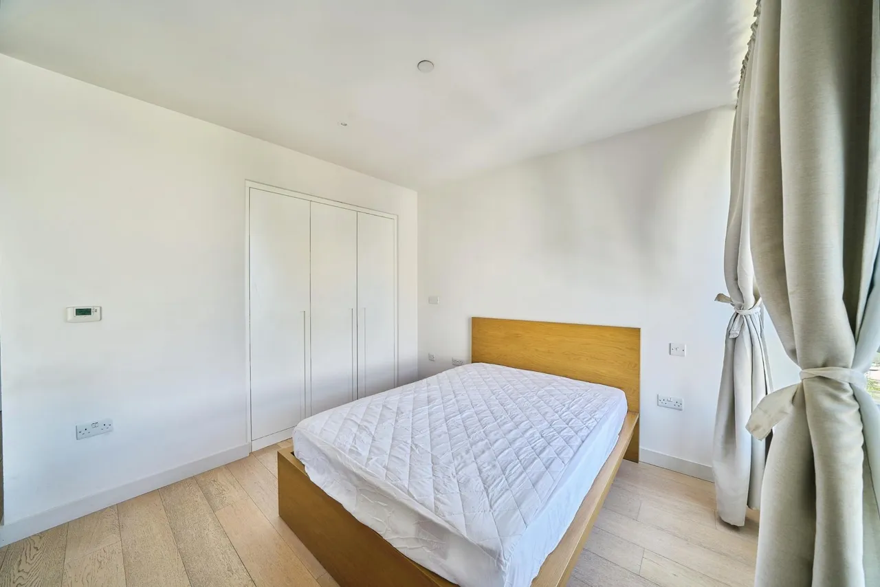 Starboard Way, London, E16, photo 11