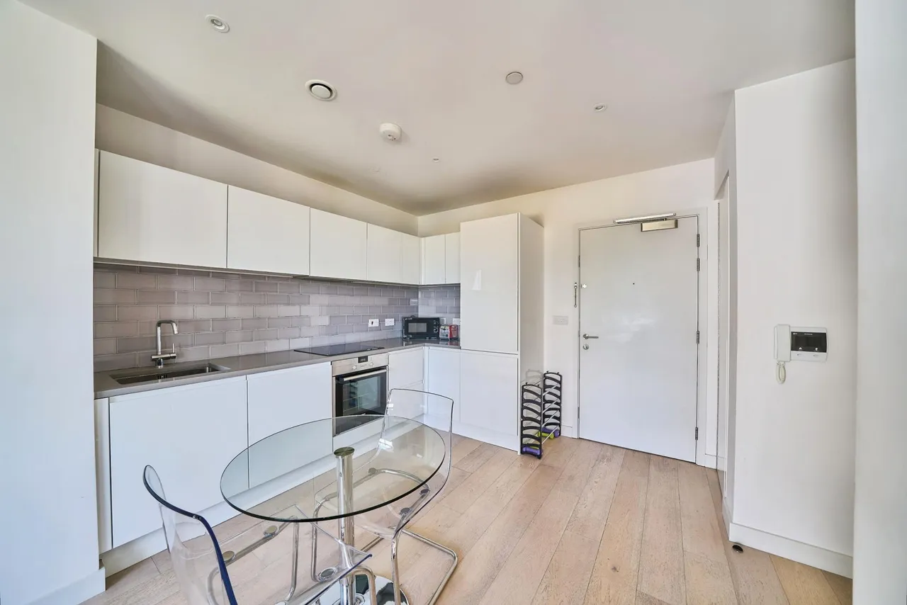 Starboard Way, London, E16, photo 13