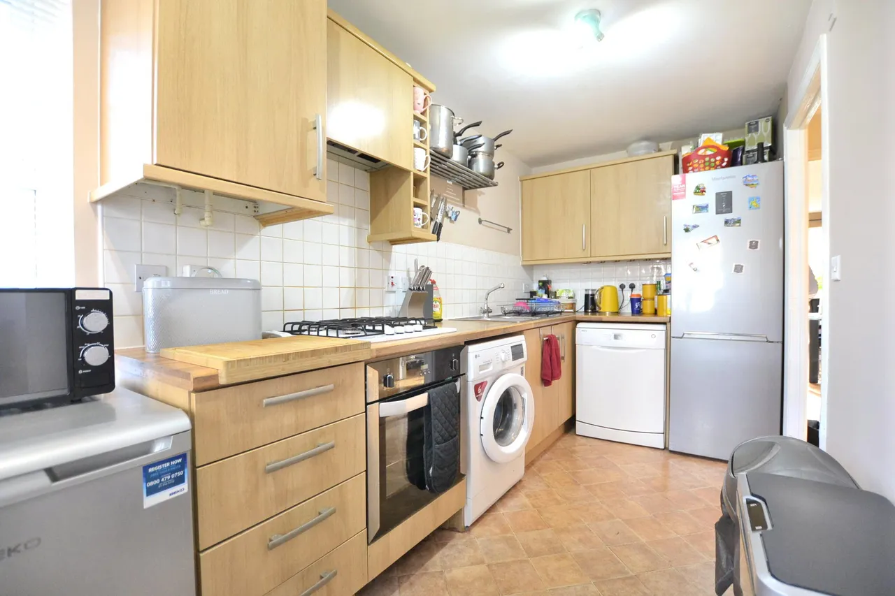Mona Avenue Kingsway, Quedgeley, GL2 2ET, photo 5