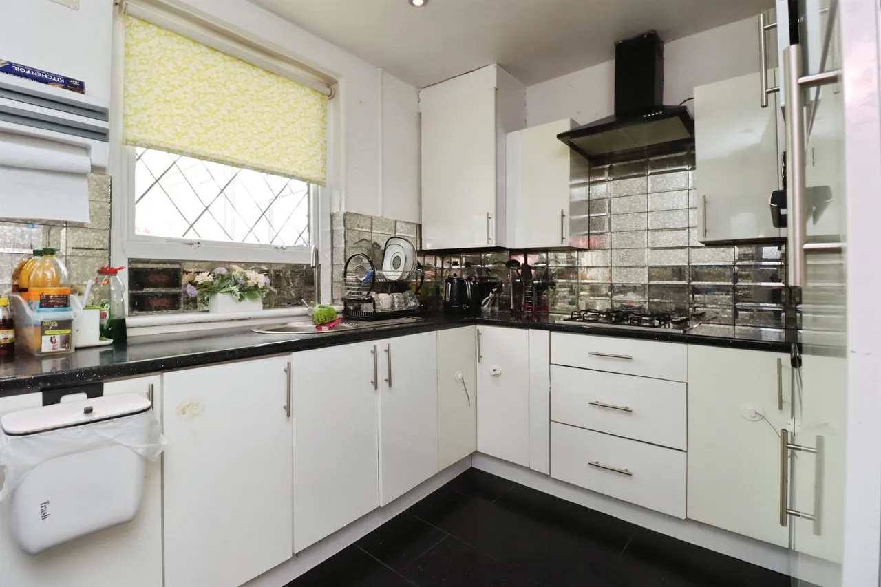 Birchfield Road, WELLINGBOROUGH, photo 4