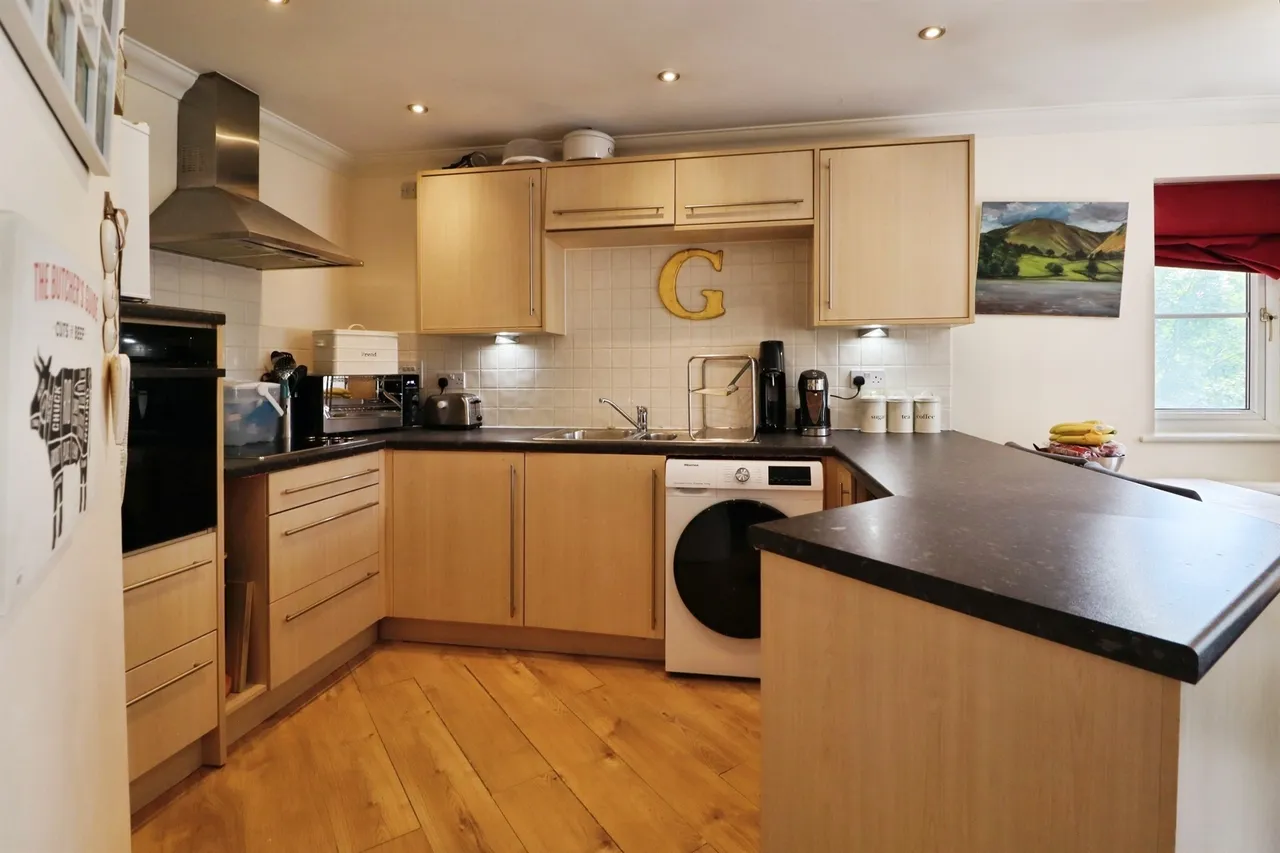 Heol Cilffrydd Barry, CF63, photo 8