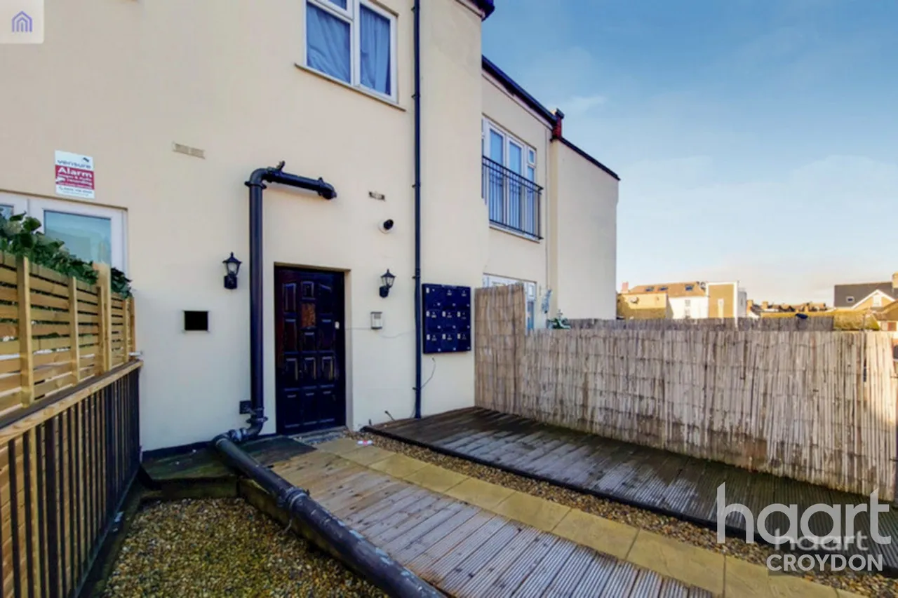 Selsdon Road, South Croydon, CR2, photo 4