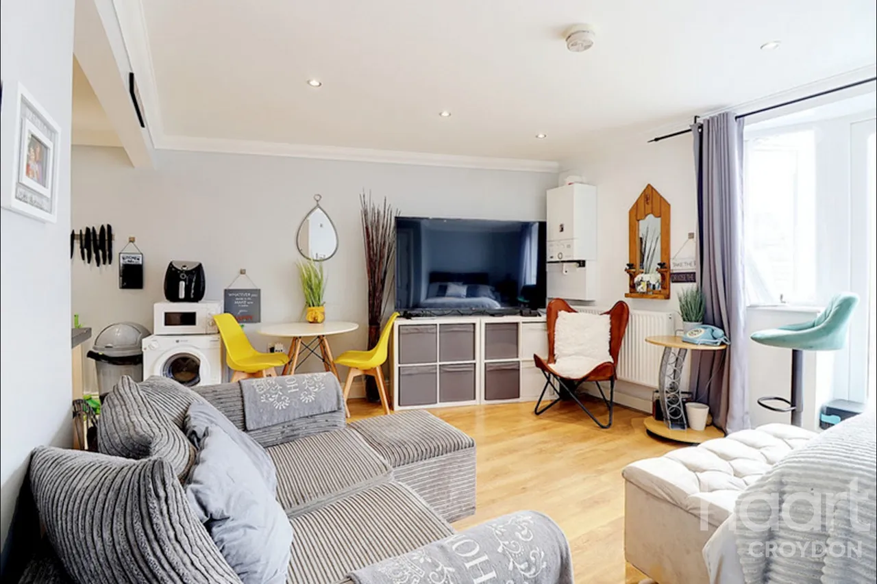 Selsdon Road, South Croydon, CR2, photo 3