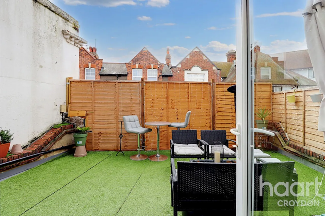 Selsdon Road, South Croydon, CR2, photo 14