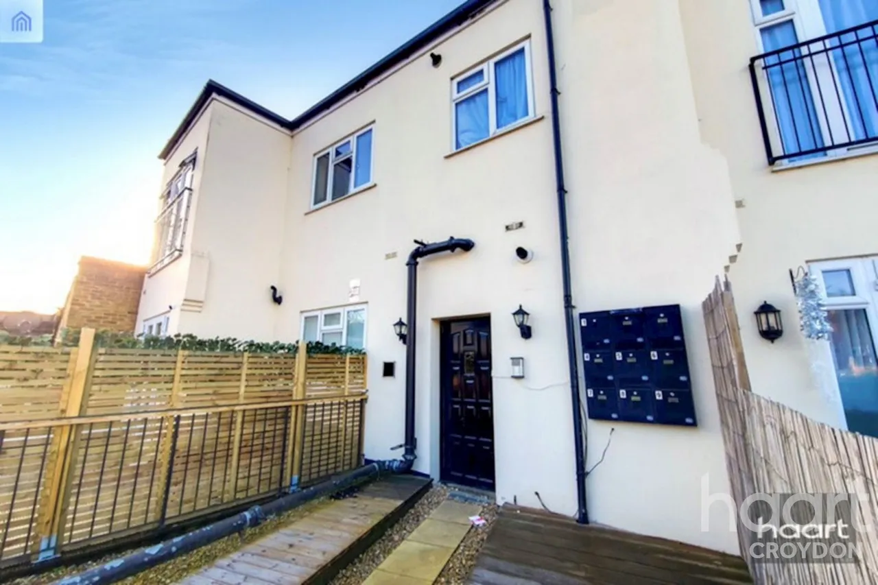 Selsdon Road, South Croydon, CR2, photo 16