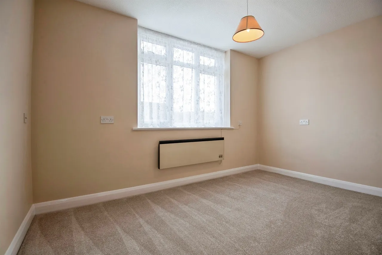 The Lawns, Stevenage, SG2, photo 8