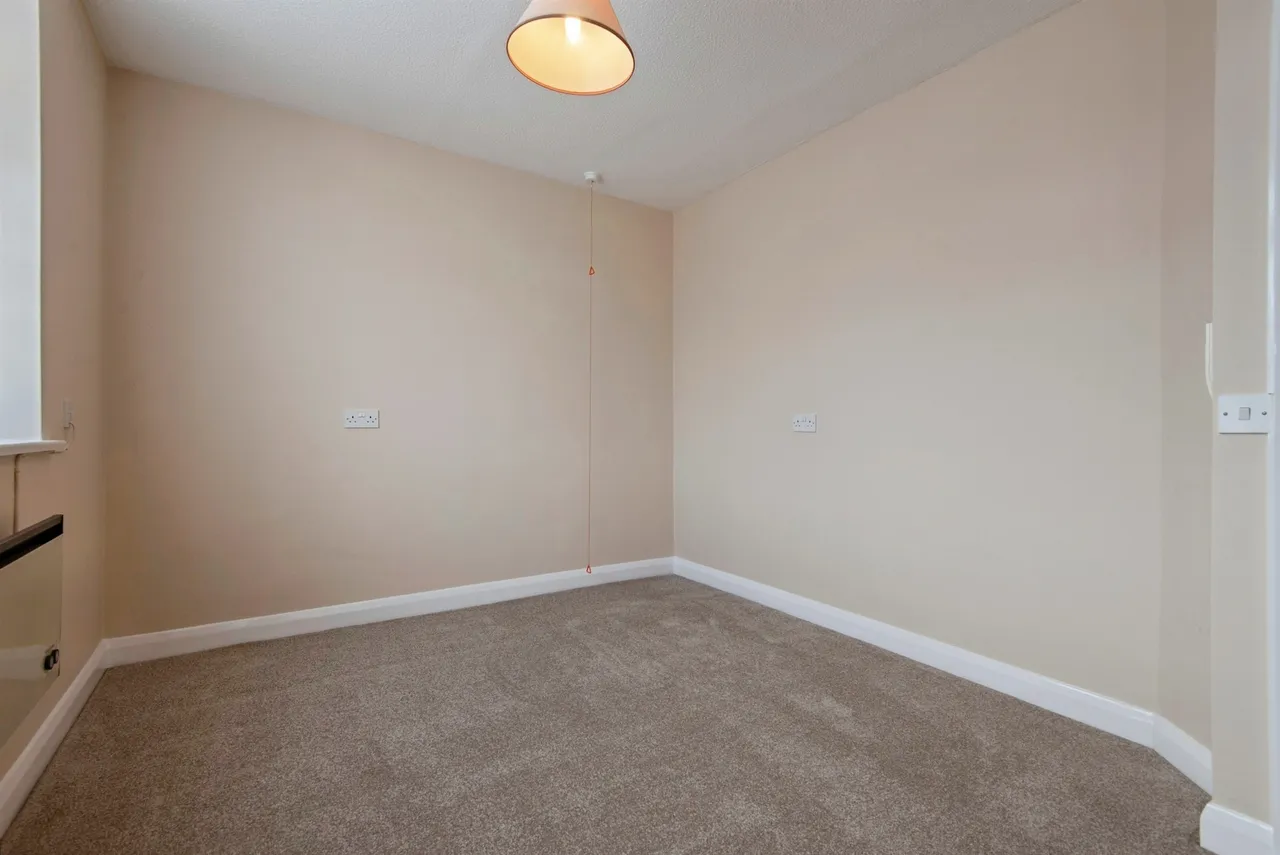 The Lawns, Stevenage, SG2, photo 9