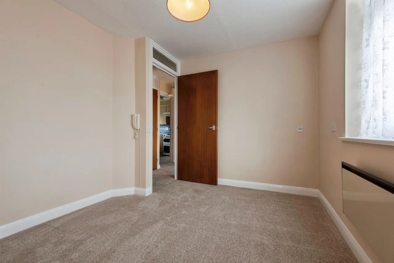 The Lawns, Stevenage, SG2, photo 10