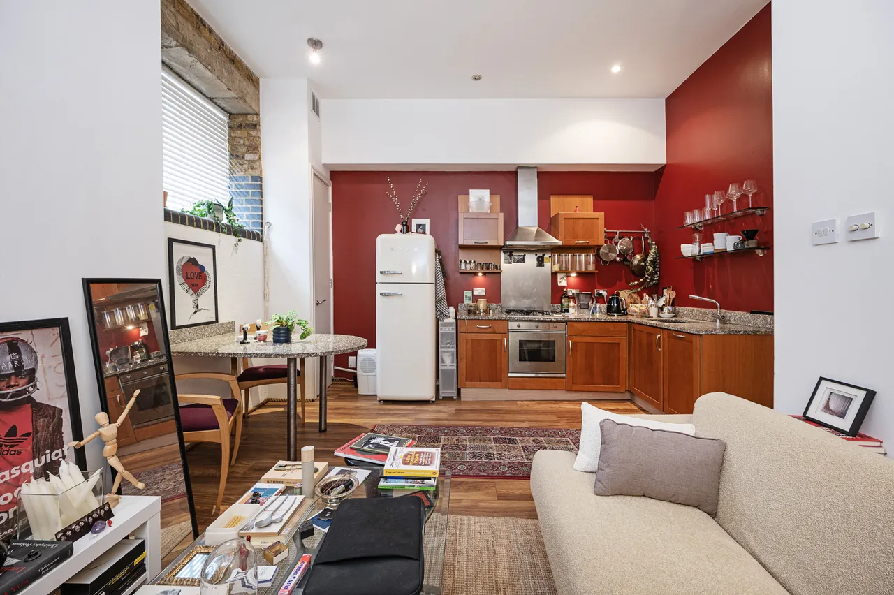 10, Chandlery House, London, photo 2