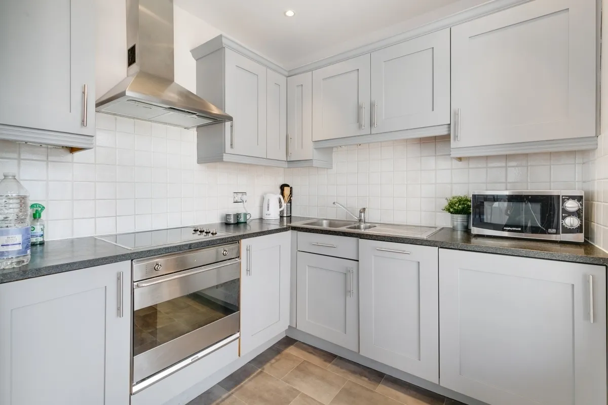 Poppins Court EC4A, EPC: B, photo 7