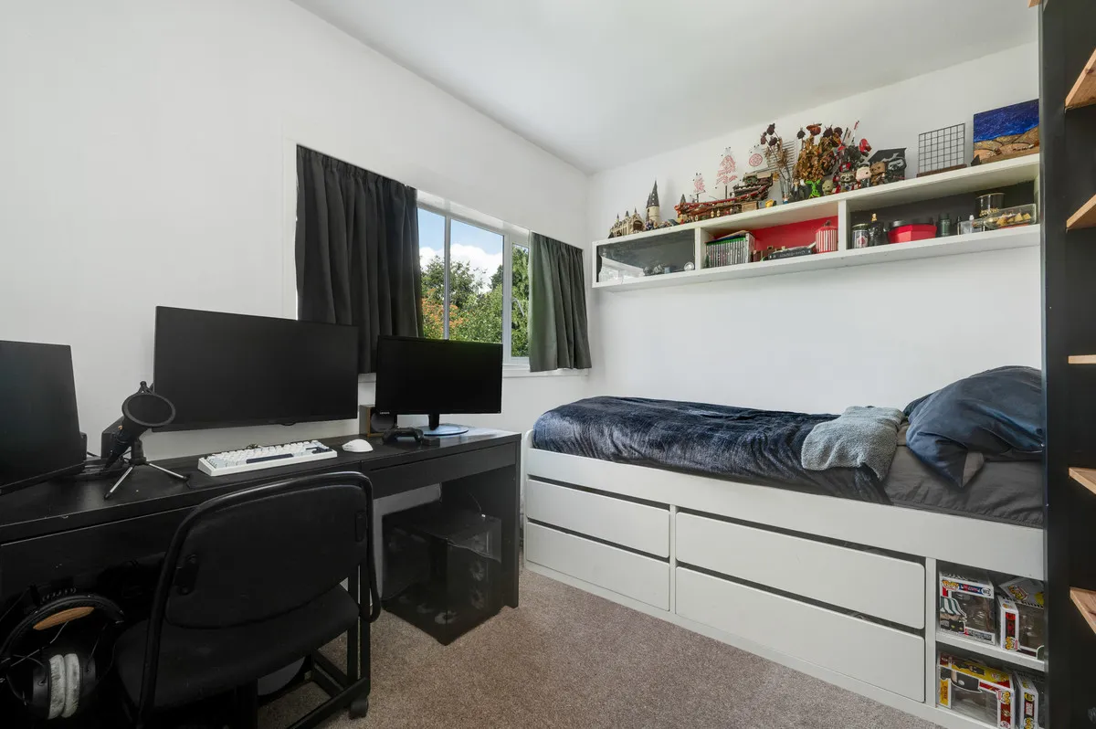 Hallams Lane, Chilwell, NG9, photo 19