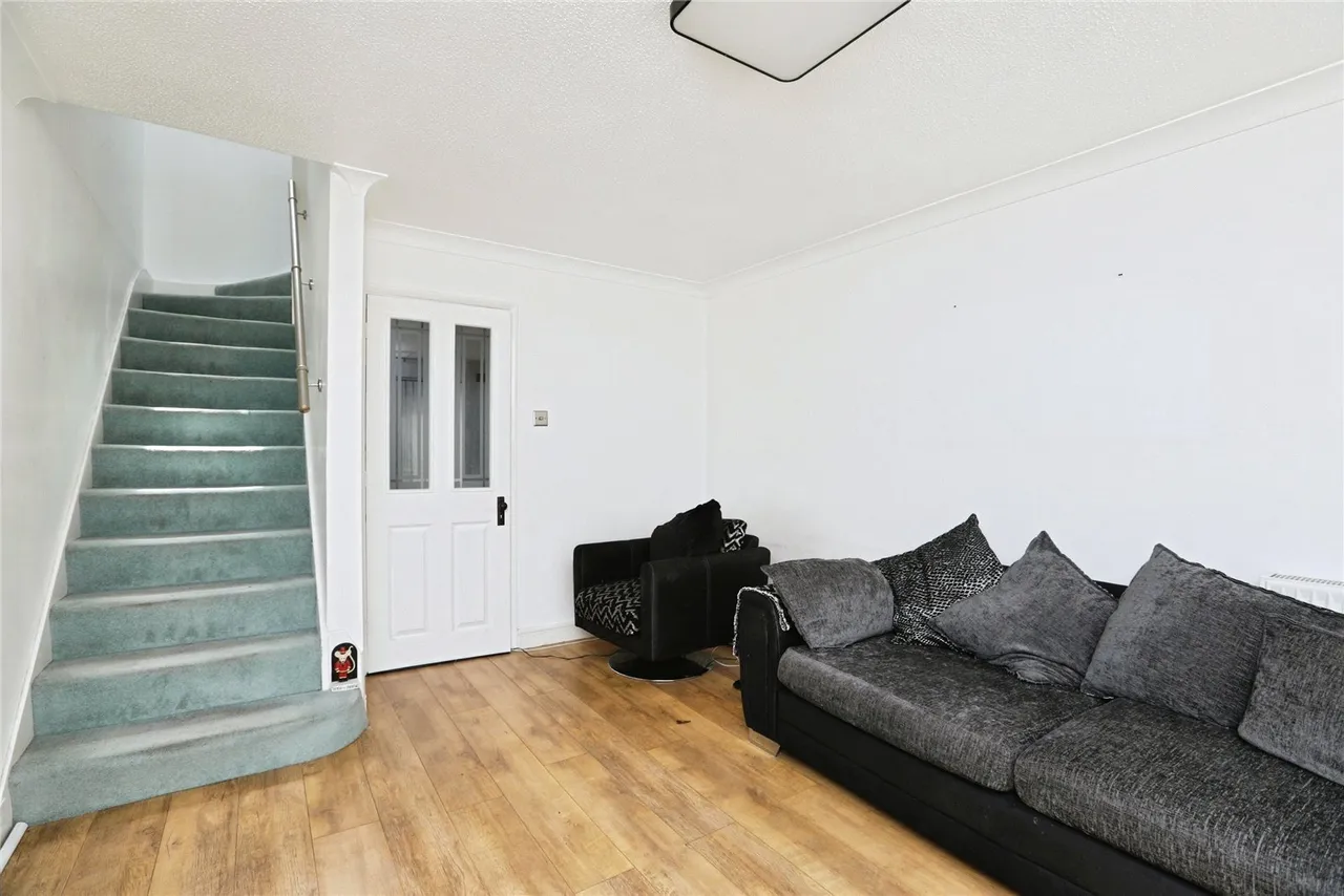 Peregrine Drive, Sittingbourne, Kent, ME10, photo 4